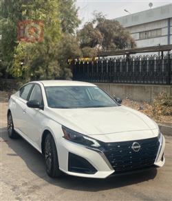 نیسان ئەلتیما